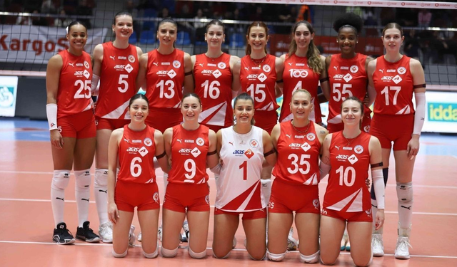 İzmir'in 17 Yıllık Sultanlar Ligi Hasreti Bitti