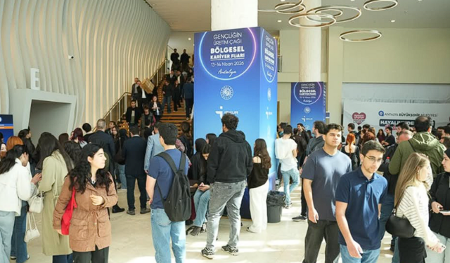 Kariyer Zirvesi BAKİF'26 Yoğun İlgi Gördü