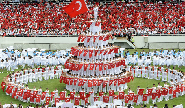 19 Mayıs Ruhu Meydanlara Taştı!