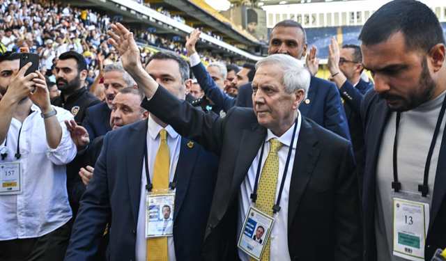 Aziz Yıldırım Tekrarda Fenerbahçe Başkanı!
