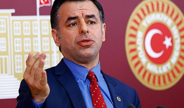 Yarkadaş: "Bir Parti Daha Tehlikede"
