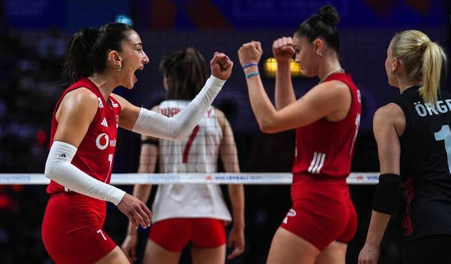 Çin'i Ezici Üstünlükle Geçen Filenin Sultanları Finalde!