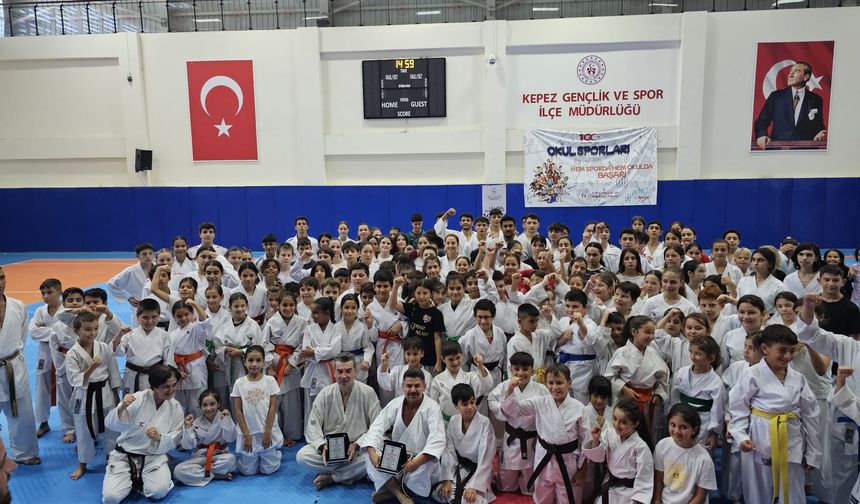 Antalya'da Ortak Karate Antrenmanı