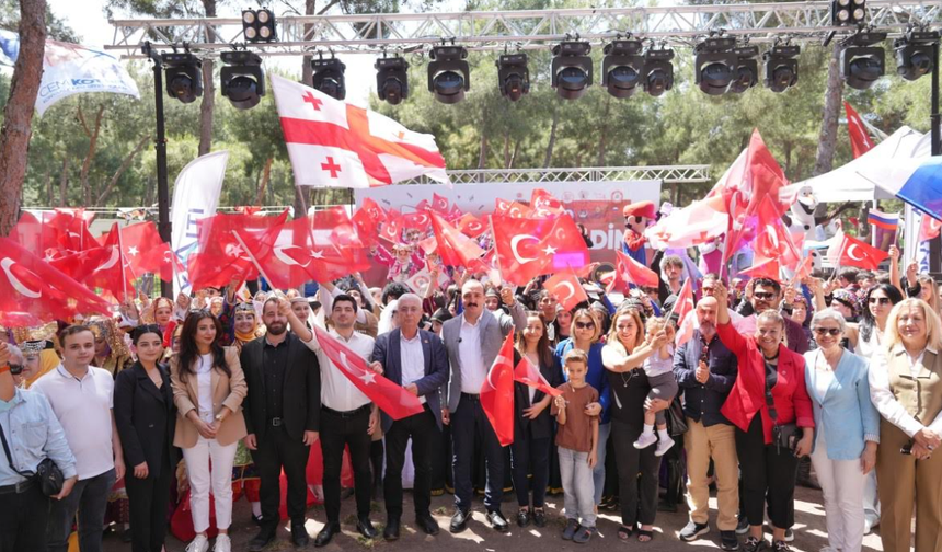 19 Mayıs’ın Kalbi Konyaaltı’nda Atıyor!