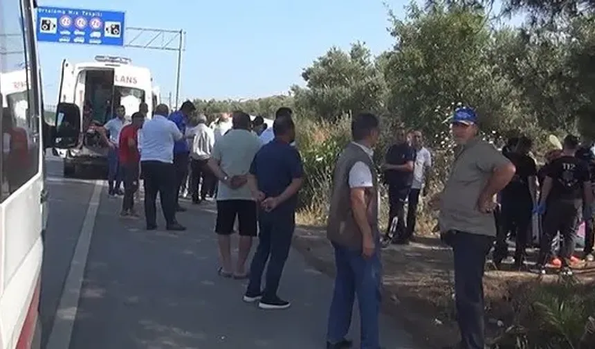 Antalya'da Tur Minibüsü Devrildi: 5 Turist Yaralandı