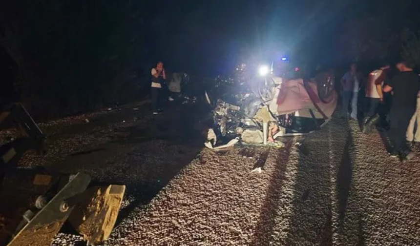 Çanakkale Yolunda Can Pazarı: 6 Kişi Yaşamını Yitirdi