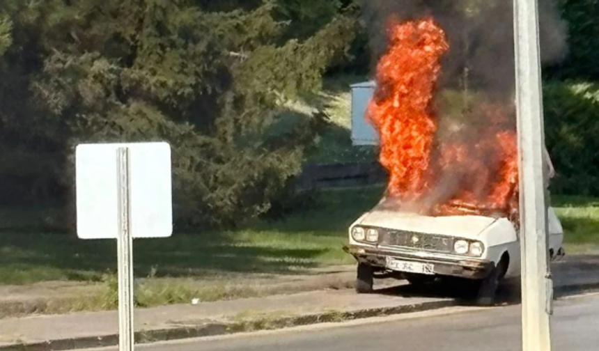 Meclis Önünde Eylem: ‘Beyaz Toros’ Ateşe Verildi