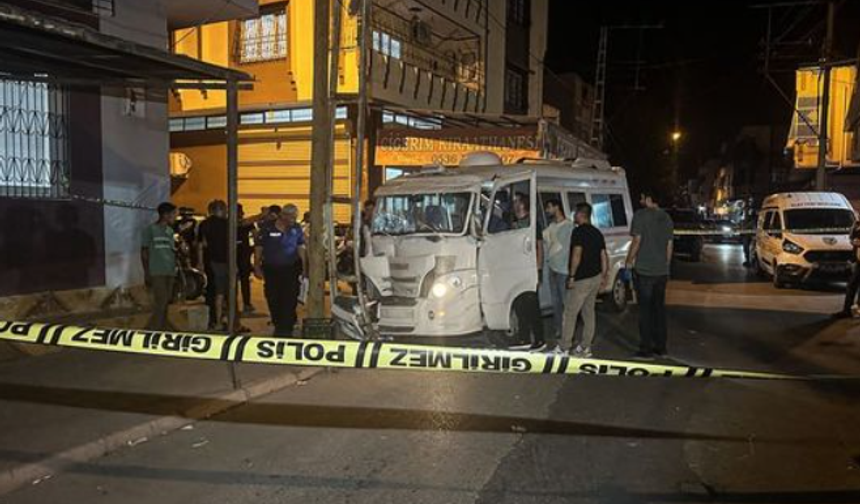 Adana’da Dolmuşa Silahlı Saldırı: Şoför Hayatını Kaybetti