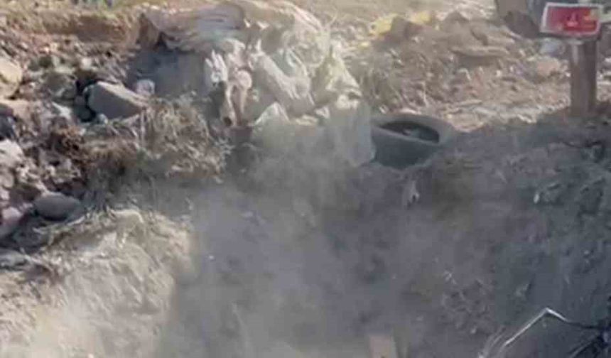 1 Ton Civarınnda sucuk, peynir ve ketçap imha edildi