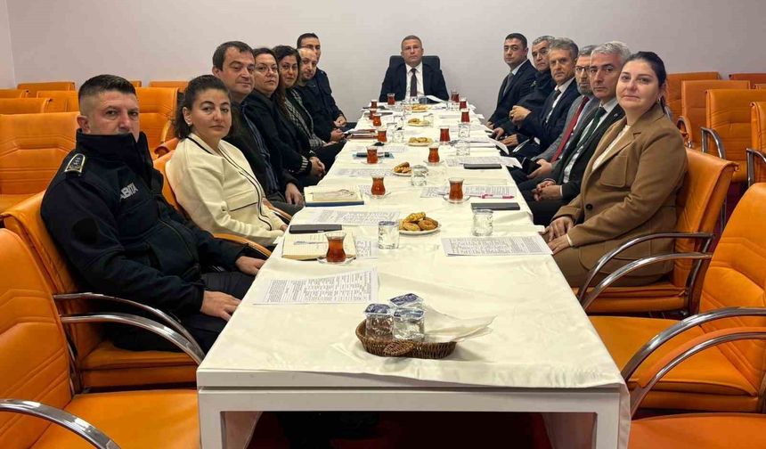 Eğirdir'de bağımlılıkla mücadele ve intiharı önlemede kurumlar güç birliği yaptı