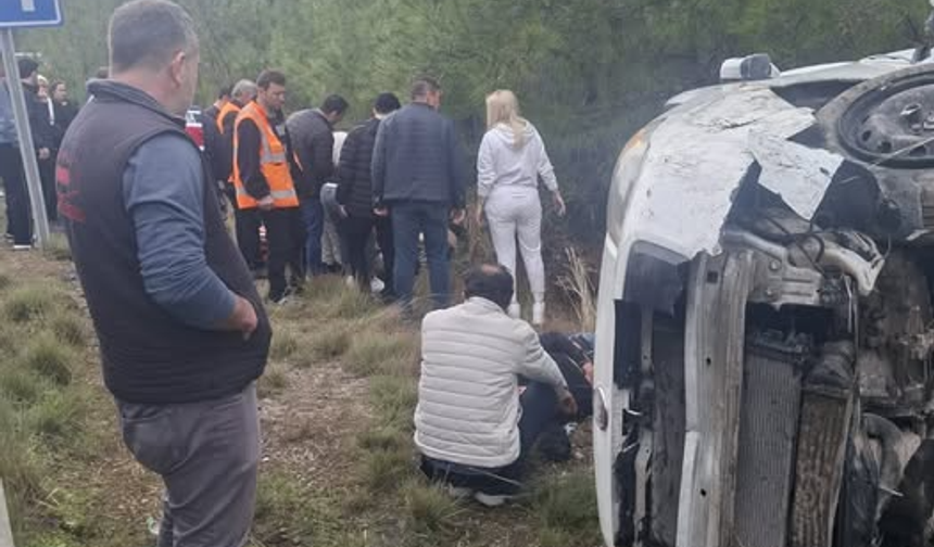 Manavgat Yolunda Feci Kaza: 6 Kişi Yaralandı