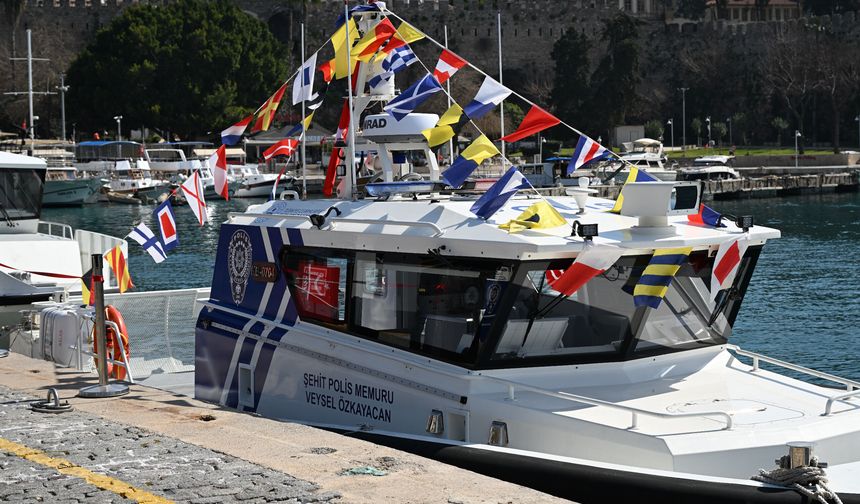 'Veysel Özkayacan' Karakol Botu Mavi Vatan'a İndi