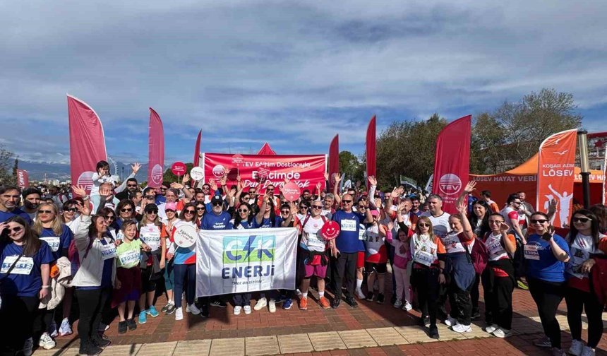 CK gönüllülerinden TEV bursiyerlerine destek