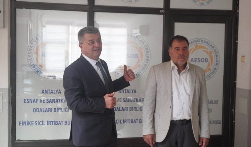 Muhalif Odalara "Kilit" Cezası İsyanı