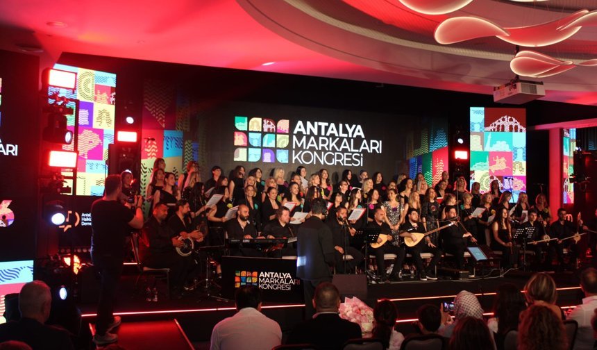 Antalya Markaları Kongresi'nde Muhteşem Kapanış!