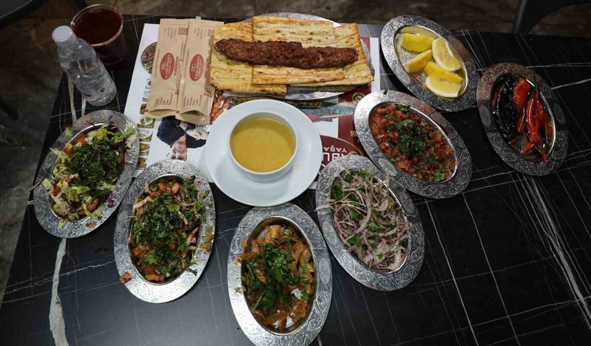 Adana kebabı ve salata ikilisi 'glutatyon' seviyesini artırıyor