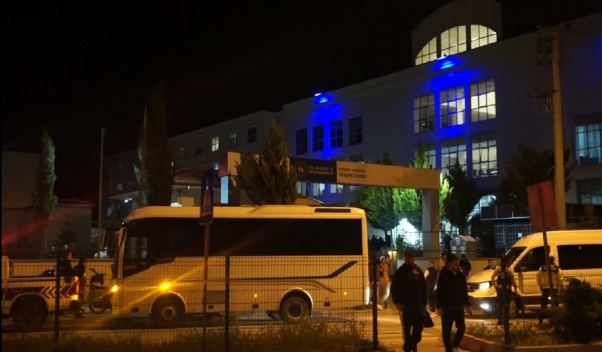KYK yurdunda temizlik malzemeleri devrildi, kimyasal tepkime sebebiyle öğrenciler tahliye edildi
