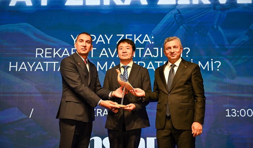 Yapay Zeka: Rekabet Avantajı mı, Hayatta Kalma mı?