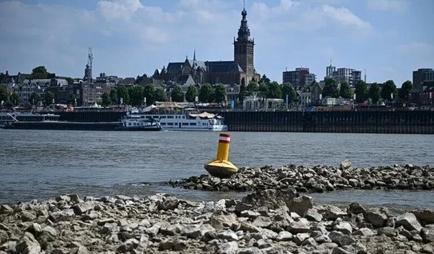 Hollanda'da 2. Seviye Su Kıtlığı Başladı!