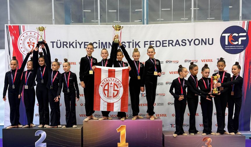 Antalyasporlu Küçük Cimnastikçiler Türkiye Şampiyonu Oldu